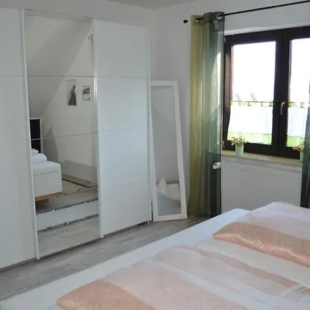 Unterhalb Der Burg Hanstein Lejlighed *