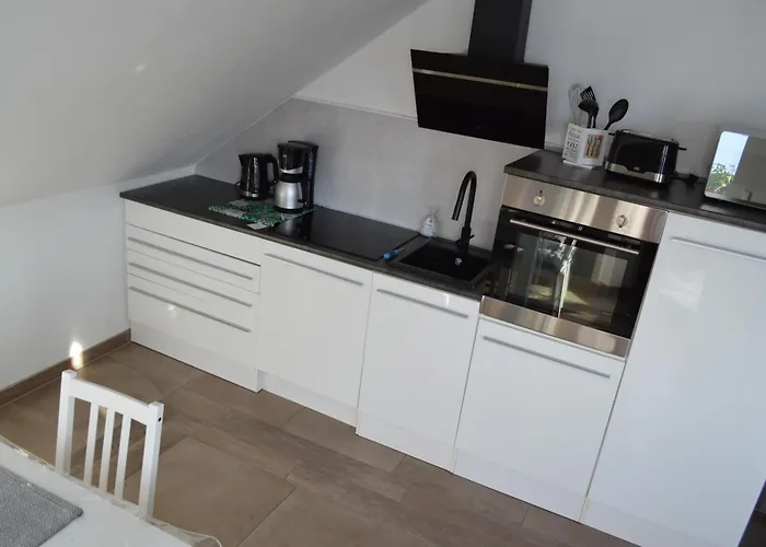 Unterhalb Der Burg Hanstein Bornhagen