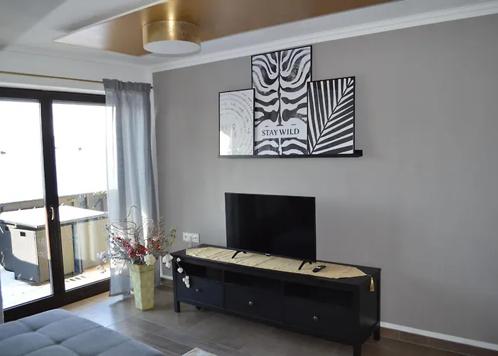 Unterhalb Der Burg Hanstein Bornhagen